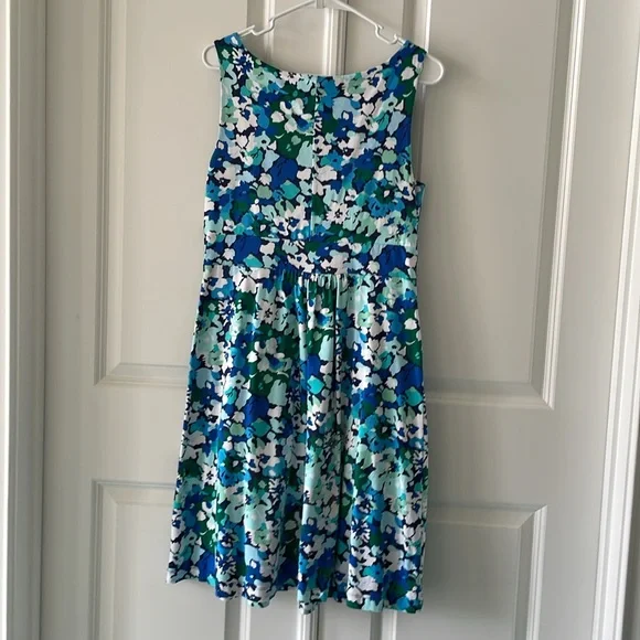 LANDS END DRESS - Picture 3 of 3